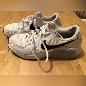 Nike Air Max Excee Women’s Size 10 White/Black (CD5432 101) Nike Air Black Logo